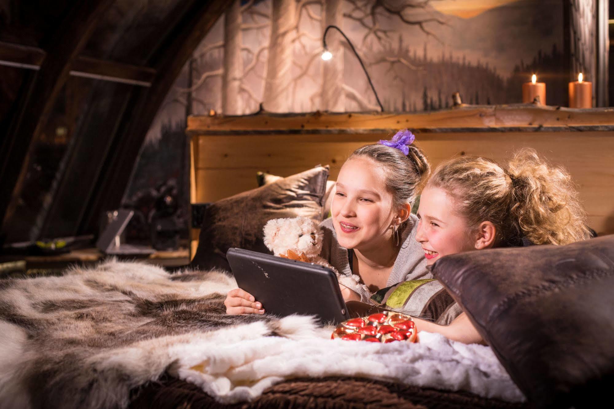 Lapland Northern Lights Hotel Ilveslinna Ranua Eksteriør billede